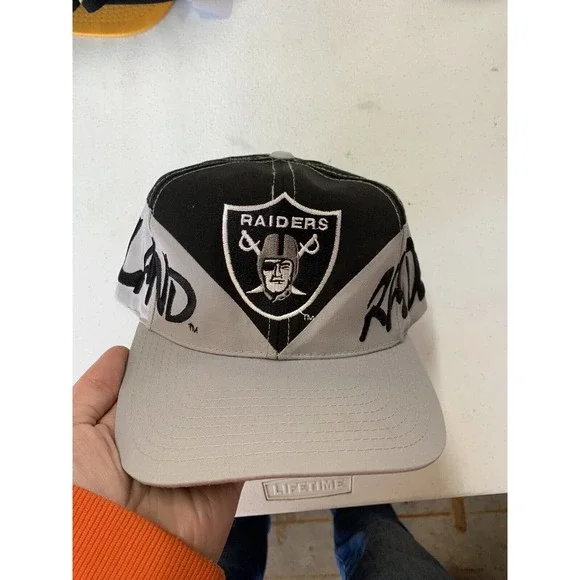 LOGO 7 | Accessories | Vintage Los Angeles Raiders Logo 7 Snapback 